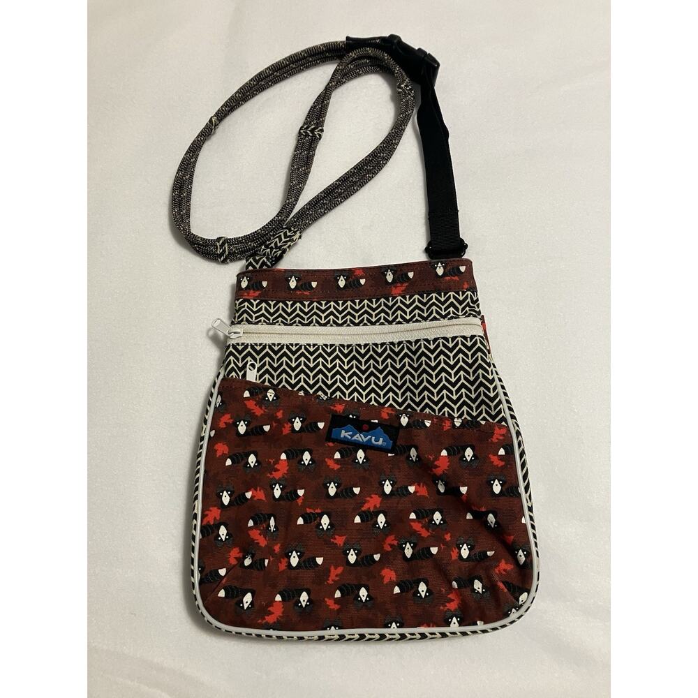 Kavu Canvas Keepalong Crossbody Purse Raccoon and Leaf Print 4 Pockets Retired